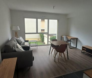 location Appartement T1 DE 30.3m² À NOISY LE GRAND - Photo 2