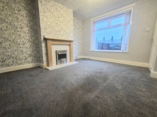 Park Road, Sowerby Bridge - Photo 1