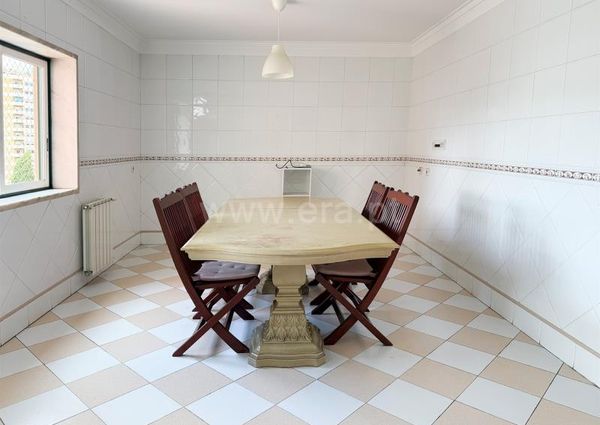 Apartamento T3 em Lisboa