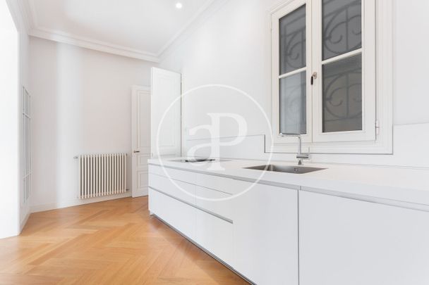 Luxury apartment for rent on Girona Street. - Photo 1