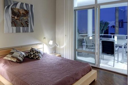 Luxury Villa for rent in Marbella, Andalusia - Photo 2