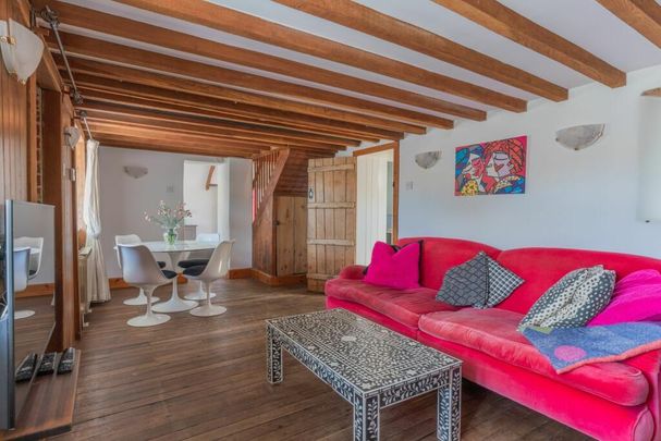 2 bedroom cottage to rent - Photo 1