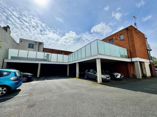 2 bedroom apartment to rent - Photo 1