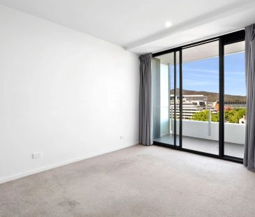 70/45 West Row, City. - Photo 1