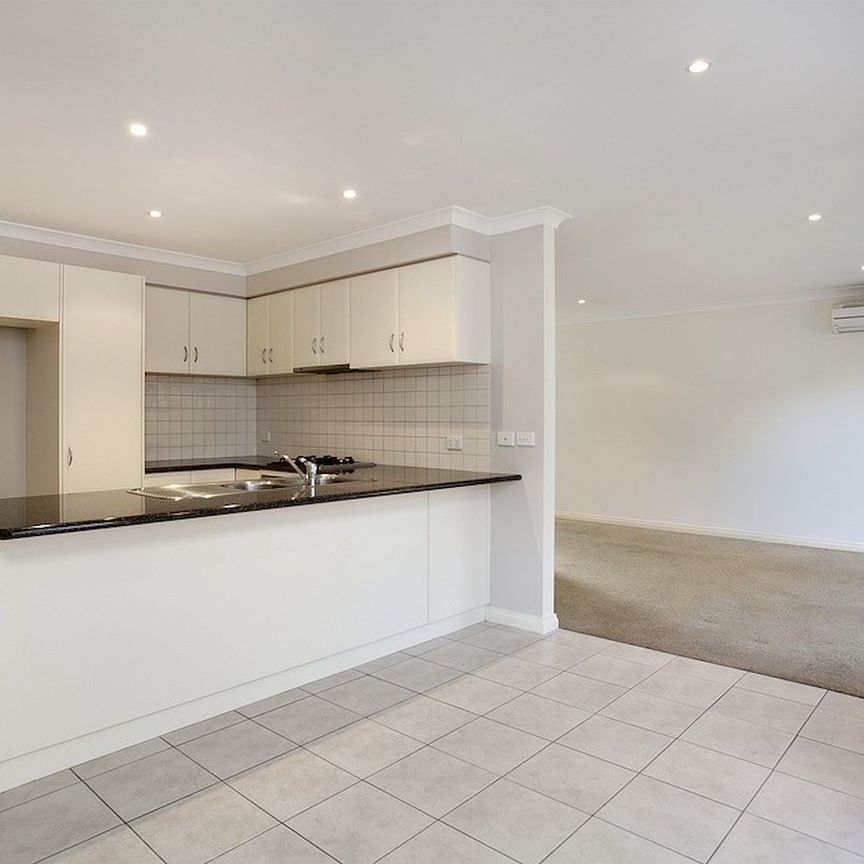 Unit 2/184 Lincoln Road, Croydon. - Photo 1