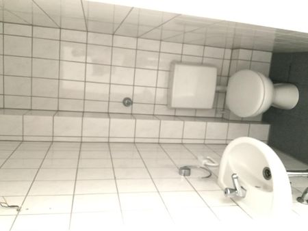 Erdgeschoss mit Balkon - Photo 2