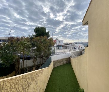 Location Appartement 2 pièces 27m² SETE 34200 - Photo 6