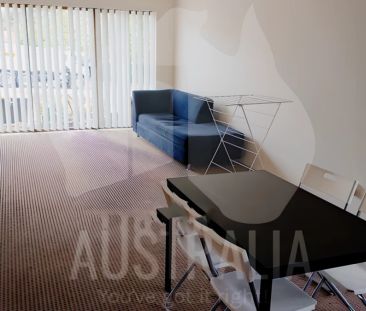 Private room with AC - Photo 1