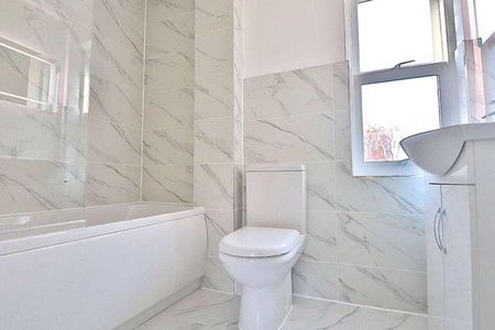 Braemer Court, Ashburnham Road, Bedford, MK40 - Photo 5