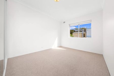 Apartment with 2 bedrooms & 1 bathroom - Photo 5