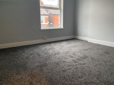 3 bedroom terraced house to rent - Photo 2