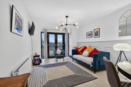 Apt 28, Brown Square, Belfast, BT13 2BW - Photo 2