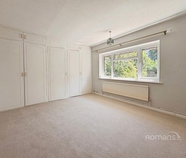4 bedroom detached house to rent - Photo 5