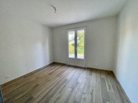 Location Maison 3 pièces 70m² LISLE SUR TARN 81310 - Photo 4