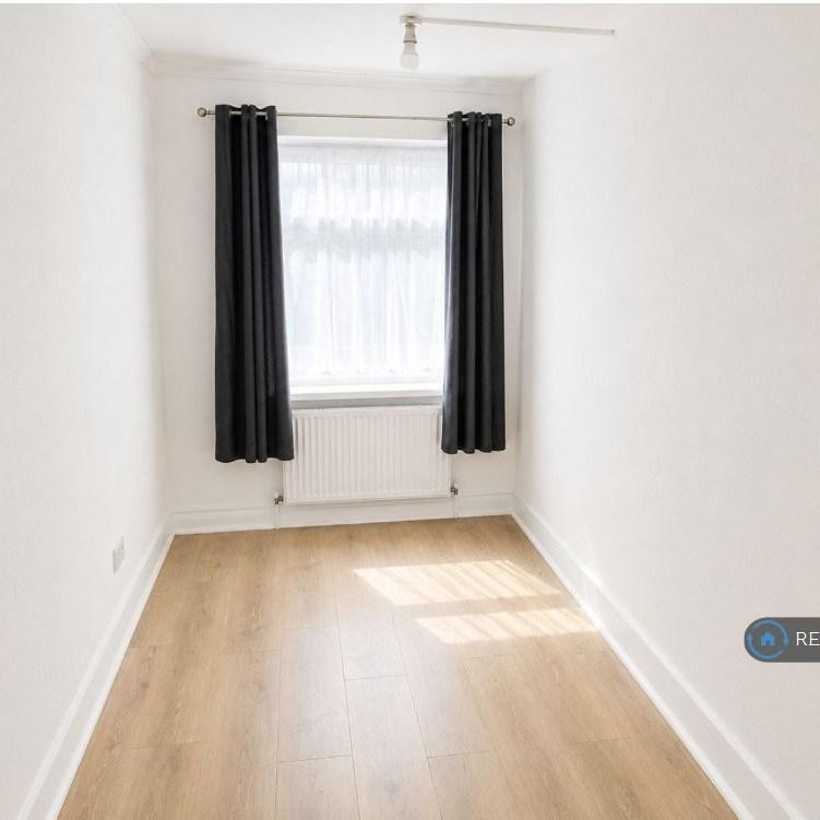2 bedroom maisonette to rent - Photo 1