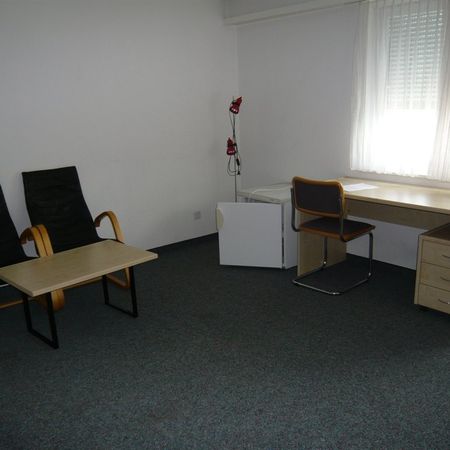 MIETEN OHNE KAUTION - Möbliertes Zimmer in Flughafennähe, NUR FRAUEN - Photo 3