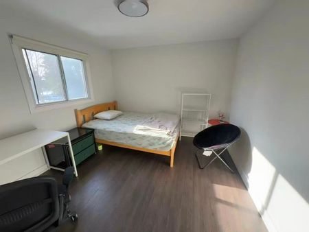 For Lease - 11 Post Horn Grove Unit# (BEDROOM), Toronto, Ontario - Photo 4