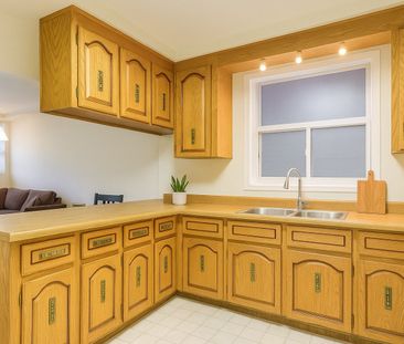 For Lease - 75 Keele Street Unit# 1, Toronto, Ontario - Photo 5