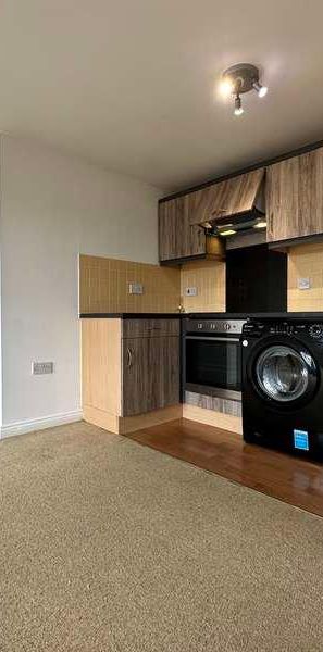 Tavistock Avenue, London, E17 - Photo 1