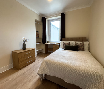 Sebastopol Street Room 2 - Photo 5