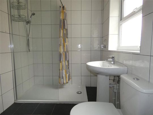 4 bedroom terraced house to rent - Photo 1