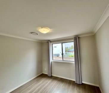 Modern 4-Bed Family Home in a Peaceful Glenwood Pocket - Photo 4