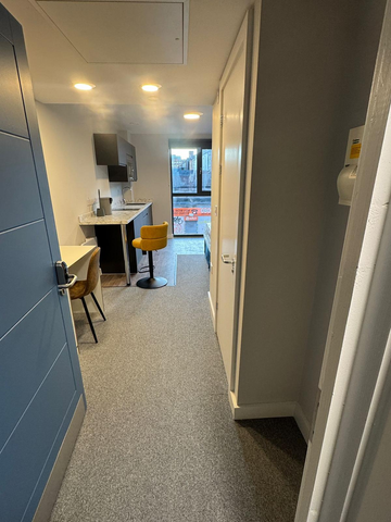 Studio to rent - Photo 5