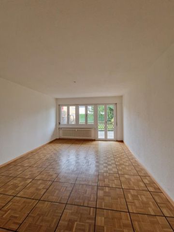 "Schöne Wohnung mit Gartensitzplatz an Grüner Lage" - Photo 4