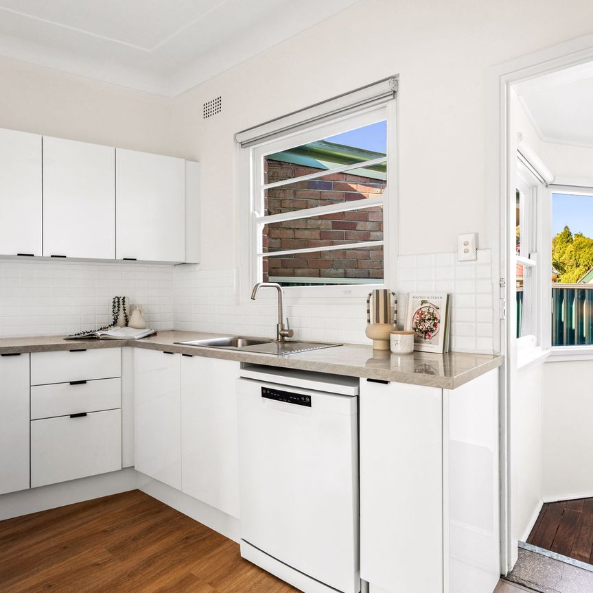 81 Hinkler Street, Maroubra NSW 2035 - House For Rent | Domain - Photo 1