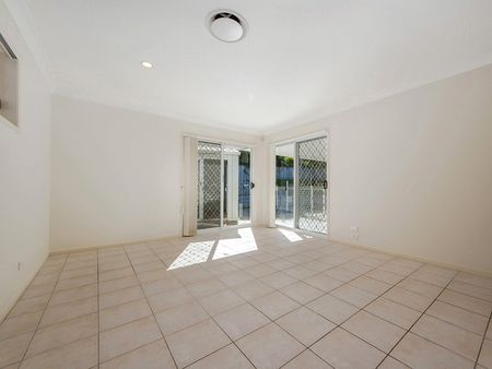 24 Collingwood Avenue, Robina QLD 4226 - House For Rent | Domain - Photo 4