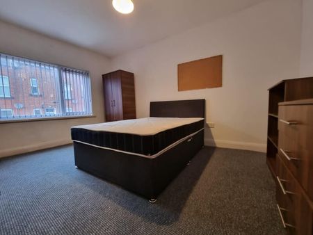 Mayville Avenue, Hyde Park - Photo 5