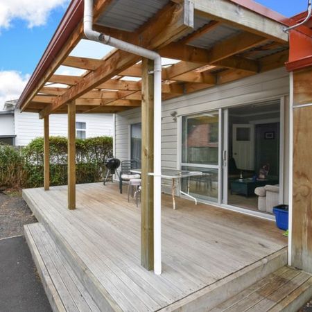 North Road Beauty - Stones throw from Gardens, University - Photo 3