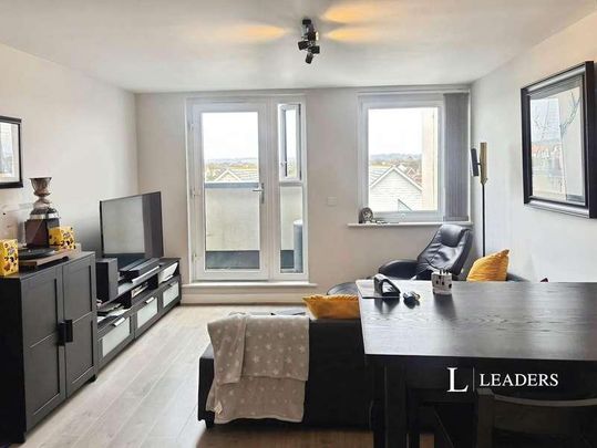 Chichester House, The Waterfront, Goring-by-sea, Worthing, West Sussex, BN12 - Photo 1