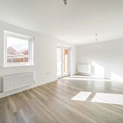 Dragon Way, Sturry, Canterbury, CT2 0HN, Kent - Photo 2