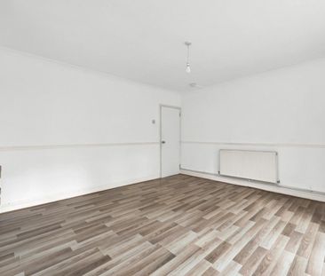 3 bedroom Flat To Let Total Size: 786 SQ FT - Photo 2