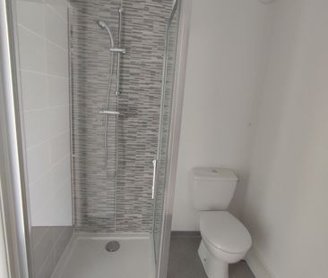 Location Appartement 1 pièce 18m² NIMES 30000 - Photo 5