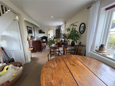 2 bedroom detached house to rent - Photo 2