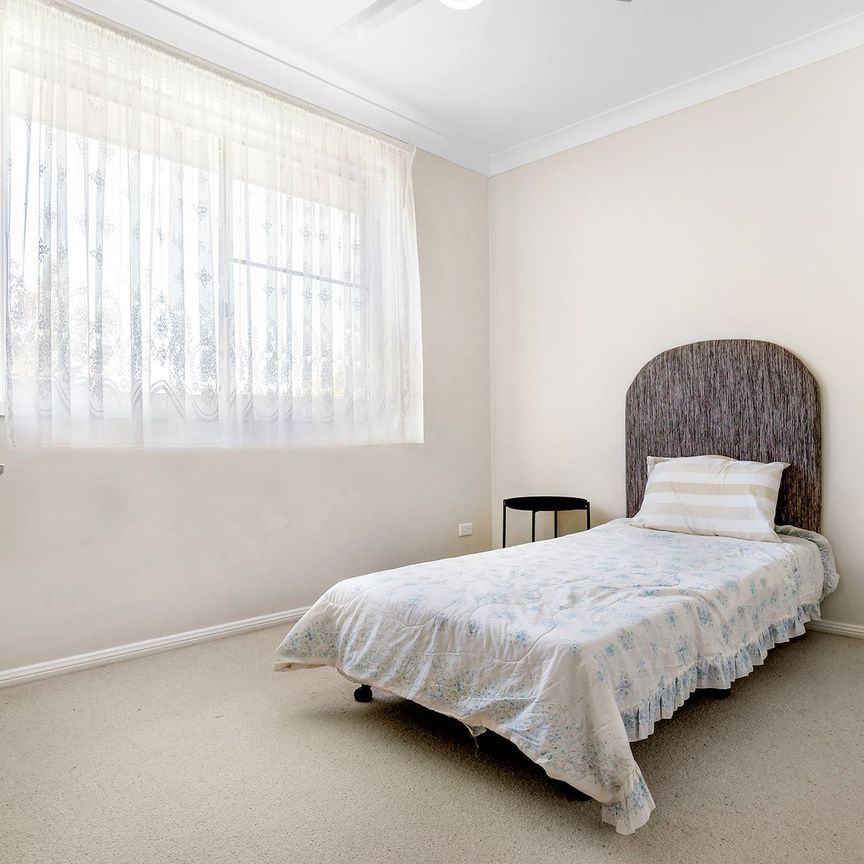 Unit 10/27-29 Greenacre Road, - Photo 1