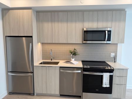 For Lease - 750 Whitelock Avenue Unit# 406, Milton, Ontario - Photo 4