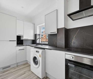 Crabton Close Road, Bournemouth, BH5 - Photo 6