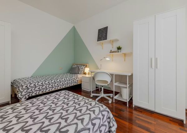 Via Urbino, Padova, Veneto 35142