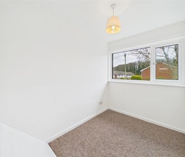 3 bedroom Town house to rent - Photo 2