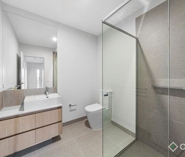 COSMOPOLITAN LIVING - Photo 6