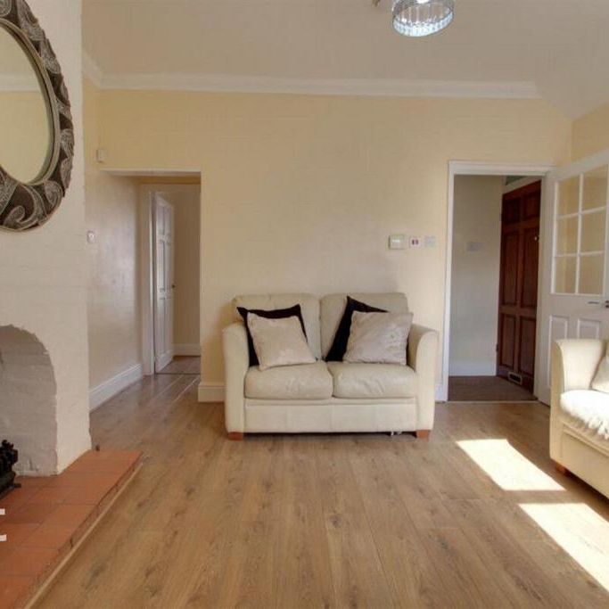 4 bedroom terraced house to rent - Photo 1