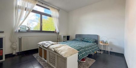 Appartement te huur in Elsene voor € 1.100 met 1 slaapkamer - Photo 5