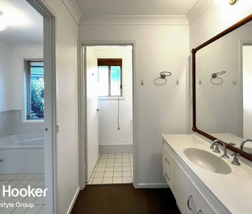 Spacious & Perfectly Positioned - Photo 6