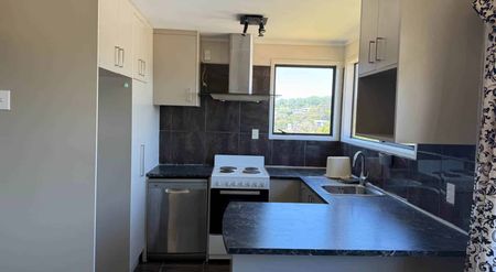 Affordable 3-Bedroom, 1-Bath Home in a Great L... - Photo 2