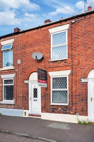 2 bedroom terraced house to rent - Photo 3