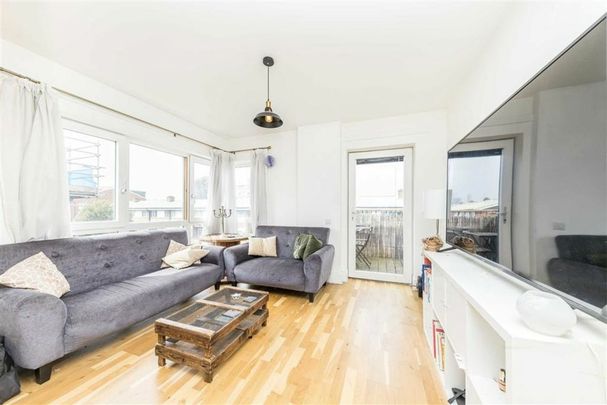 Coopers Road, SE1, London - Photo 1