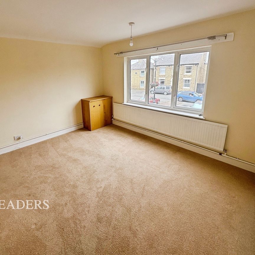 1 bedroom flat to rent Great Whyte - Photo 1